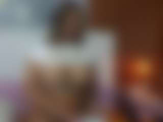 Live cam show with Madisson022 - Bedroom on SinfulBabes