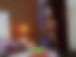Madisson022's Live Sex Cam Show