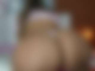 Live cam show with Madisson022 - Average on Camsoda