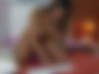 Live cam show with Madisson022 - Shaved Pussy Mature on crypto-cams