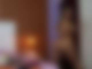Live cam show with Madisson022 - Bedroom on CamClone