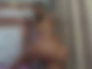 Madisson022's Live Sex Cam Show