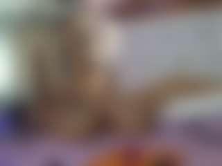Madisson022's Live Sex Cam Show