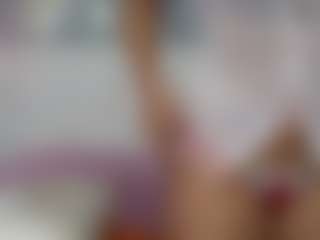 Live cam show with Madisson022 - Athletic Middle Aged on camwithhim.com