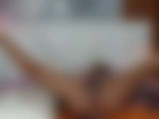 Live cam show with Madisson022 - Blonde Hair on Mixed Magazine Live