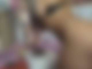 Madisson022's Live Sex Cam Show