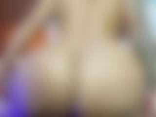 Live cam show with Madisson022 - Average on Taboo Cams XXX