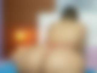 Live cam show with Madisson022 - Longlegs on Camsoda