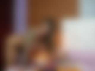 Live cam show with Madisson022 - Erotic Dance on Dolls Live