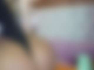Madisson022's Live Sex Cam Show