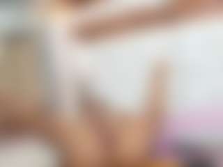 Madisson022's Live Sex Cam Show