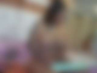 Live cam show with Madisson022 - Blonde Hair HD on Camsoda