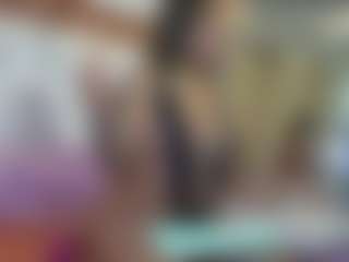 Live cam show with Madisson022 - Athletic on Camsoda
