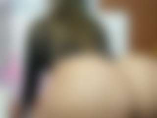 Madisson022's Live Sex Cam Show