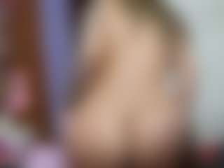 Madisson022's Live Sex Cam Show