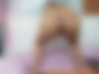Live cam show with Madisson022 - Dirty Talk on Mixed Magazine Live