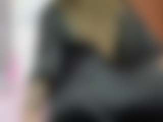 Live cam show with Madisson022 - Athletic Bedroom on Lustler