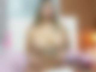Live cam show with Madisson022 - Strip Mature on friskycurves.com