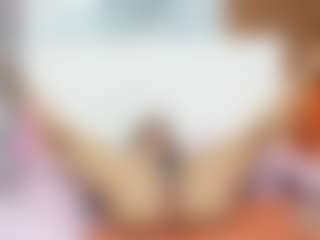 Live cam show with Madisson022 - Brown Eyes on parknlotfishbdy