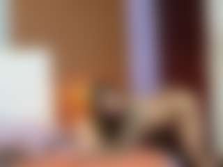 Live cam show with Madisson022 - Tease Mature on alttransgirls