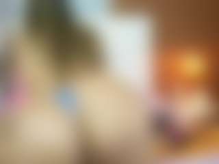 Live cam show with Madisson022 - Brown Eyes Mature on Camversity