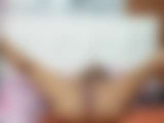 Live cam show with Madisson022 - Brown Eyes Mature on Fling VIP Chat