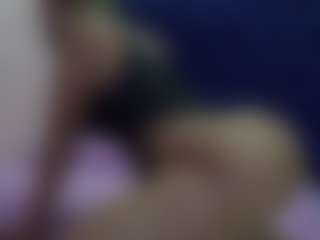 Madisson022's Live Sex Cam Show