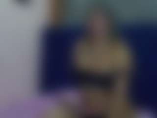 Live cam show with Madisson022 - Athletic Lush on Camsoda
