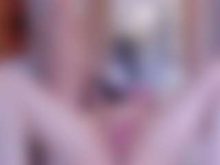 Live cam show with Lion and Aria - Middle Aged on boobsie.com
