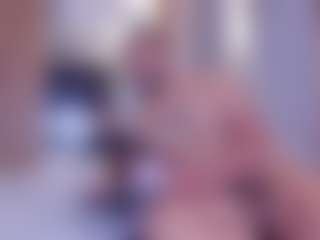 Live cam show with Lion and Aria - Eating Pussy on Latina Girls