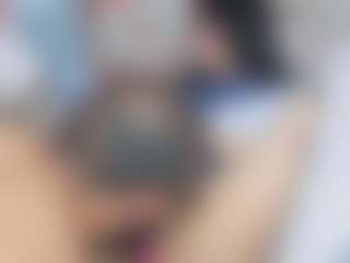 Live cam show with Lion and Aria - Shaved Pussy on SpankPalCams