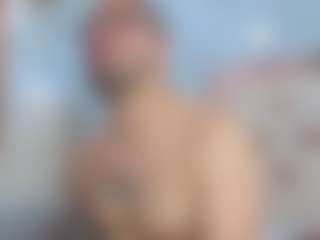 Live cam show with Lion and Aria - Small Tits on livesexfox.com