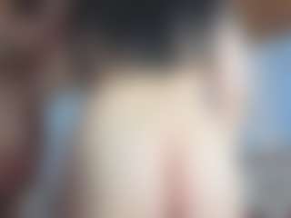 Live cam show with Lion and Aria - Erotic Dance on Camming Site