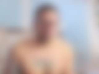 Live cam show with Lion and Aria - Muscle on Fling VIP Chat