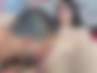 Live cam show with Lion and Aria - Middle Aged on Camsoda