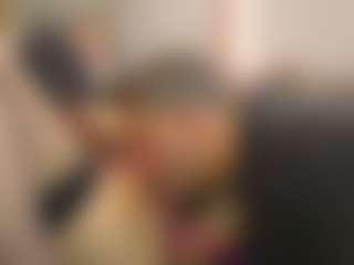 Live cam show with Lion and Aria - Brown Hair on Camsoda