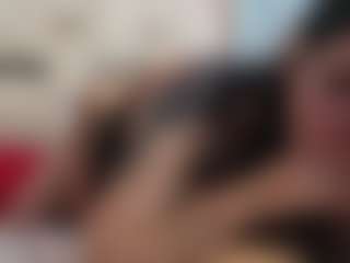 Live cam show with Lion and Aria - Facial on Gym Cam Girls