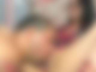 Live cam show with Lion and Aria - Ass Bouncing on AdultVida.com