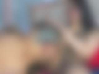 Live cam show with Lion and Aria - Body Massage on Camiplay Live