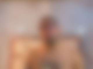 Live cam show with Lion and Aria - Eating Pussy on friskycurves.com