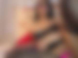 Live cam show with Lion and Aria - Skinny on WildCum