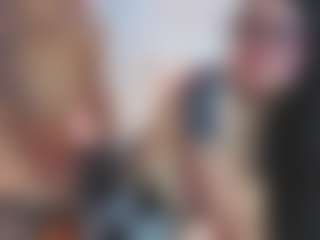 Live cam show with Lion and Aria - Athletic Shaved Pussy on livesuperchat.net