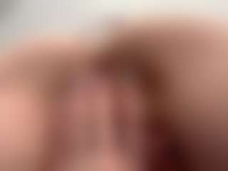 Live cam show with Annie - Hot on studioflirtlive.com