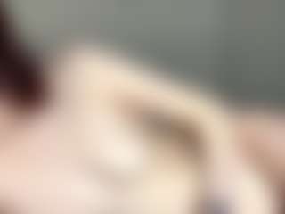 Live cam show with Annie - Dance on Latina Girls