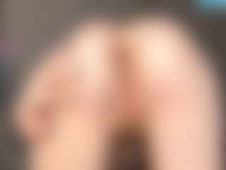 Live cam show with Annie - Joi on camwithhim.com