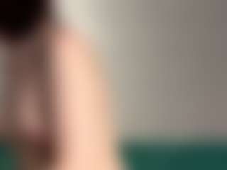 Live cam show with Annie - Living Room on CamClone