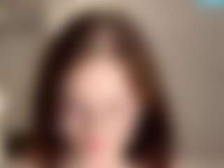 Live cam show with Annie - Living Room on Camming Site