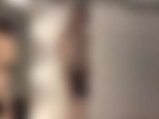 Live cam show with Annie - Living Room on TottyGirls
