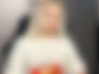 Live cam show with Alice - Brown Eyes on CSO-WL