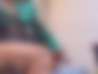 Live cam show with jazminevanns - Average on Camsoda